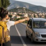 Solo Seyahatte Paylaşımlı Ulaşım Kullanılır mı? Güvenlik, Maliyet ve Rezervasyon Kararı