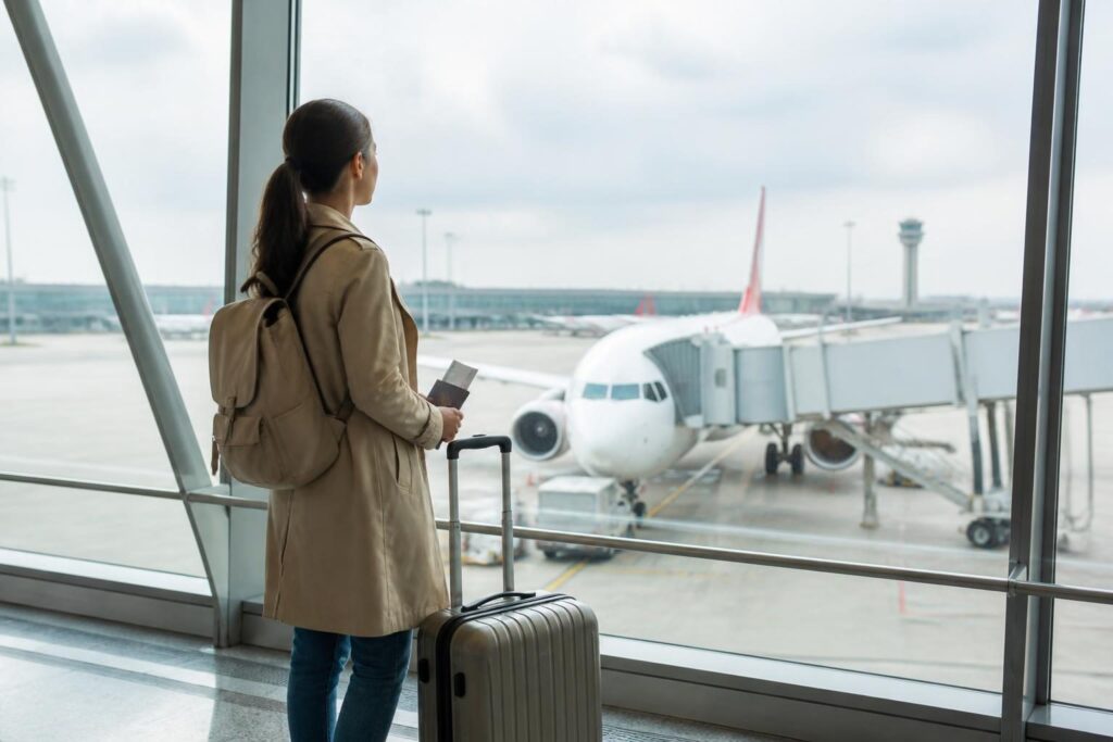 Yurt Dışında Aktarmalı Uçuş Nasıl Planlanır? Bagaj, Terminal ve Bekleme Süresi Rehberi